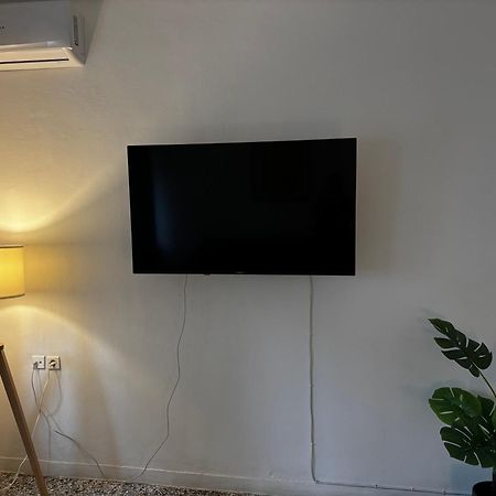 Sunchaser Apartments Игуменица Экстерьер фото
